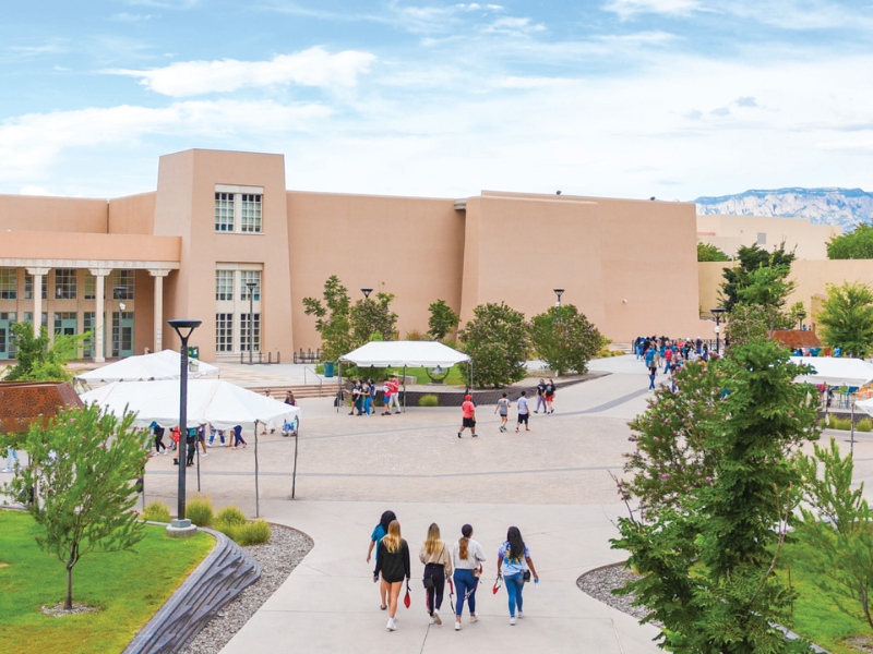 dai-hoc-bang-new-mexico