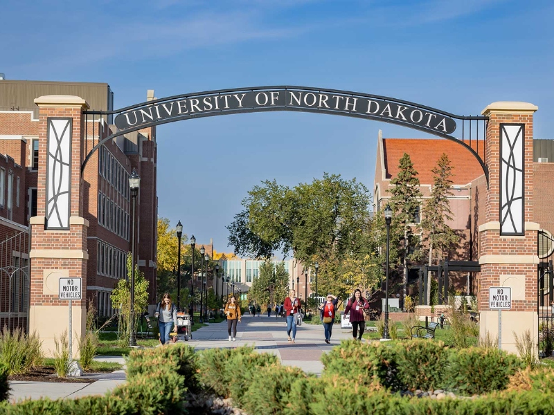 dai-hoc-bang-north-dakota