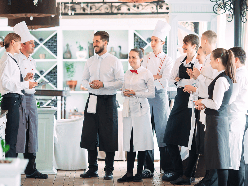 Du-lich-Nha-hang-Khach-san